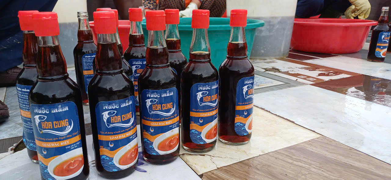 NƯỚC MẮM HÒA CUNG  CHAI 500 ML